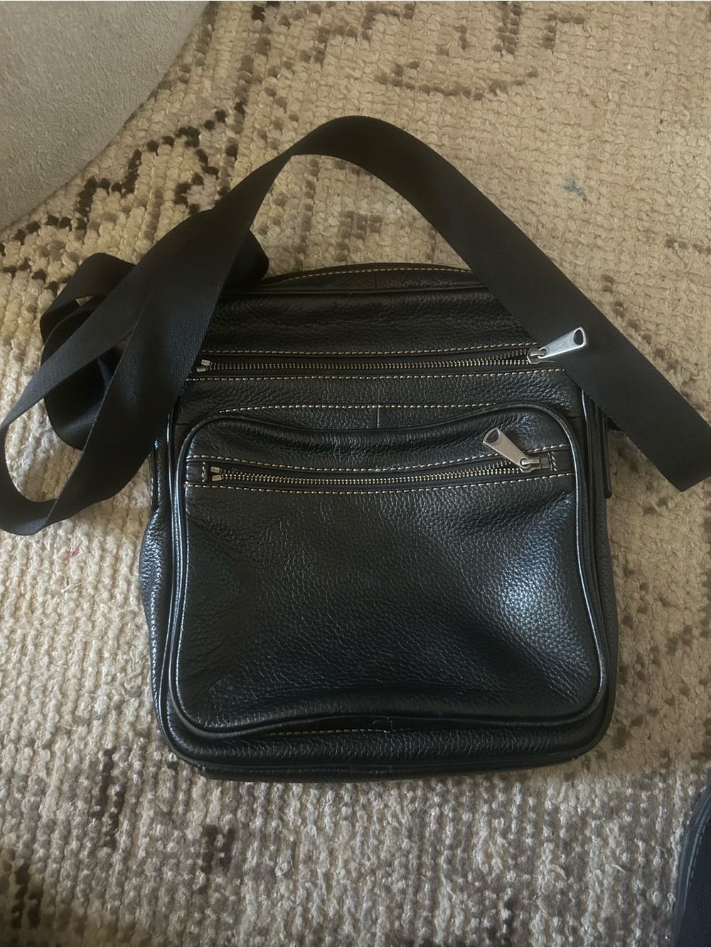 Fossil Black Leather Messenger Crossbody Bag
